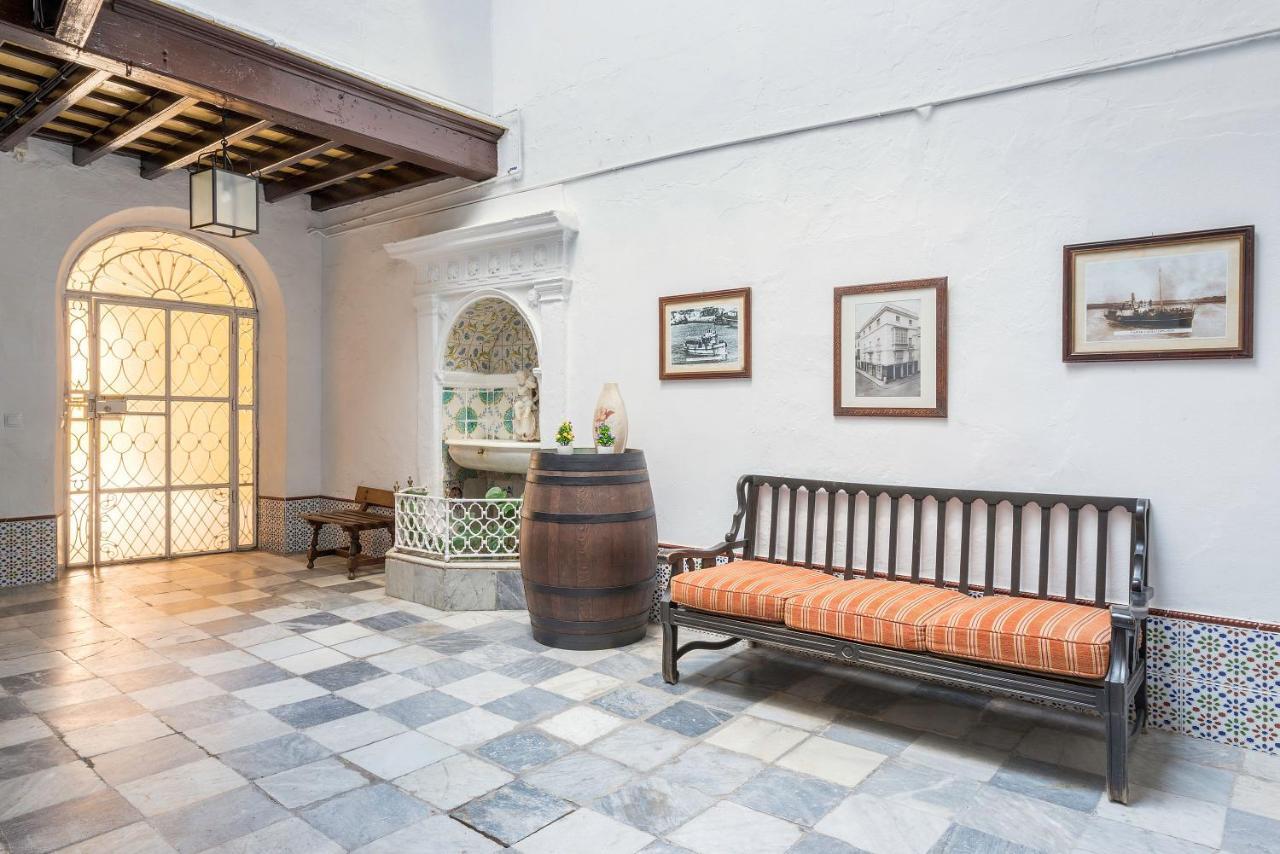 Vivienda Del Siglo XVIII En El Casco Historico Villa El Puerto de Santa María Exteriör bild